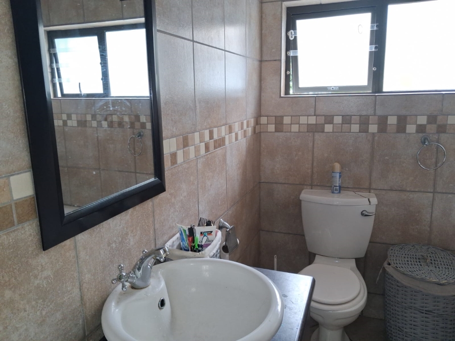 To Let 3 Bedroom Property for Rent in Gonubie Eastern Cape